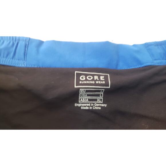 Gore Bike Wear Womens Largie Running Shorts - Picture 3 of 4